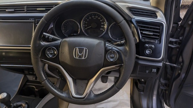 Second-hand 2017 Honda City i VTEC VX for sale in Chennai-10