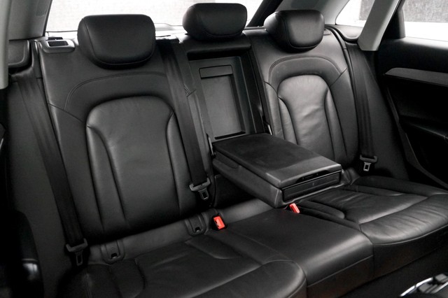 Second-hand 2017 Audi Q3 35 TDI Quattro Premium for sale in New Delhi-19