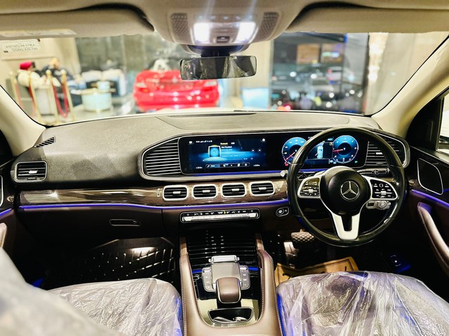 Second-hand 2022 Mercedes-Benz GLE 300d BSVI for sale in New Delhi-4