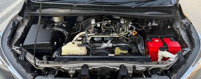 Second-hand 2019 Toyota Innova Crysta 2.8 GX AT 8S BSIV for sale in New Delhi-3