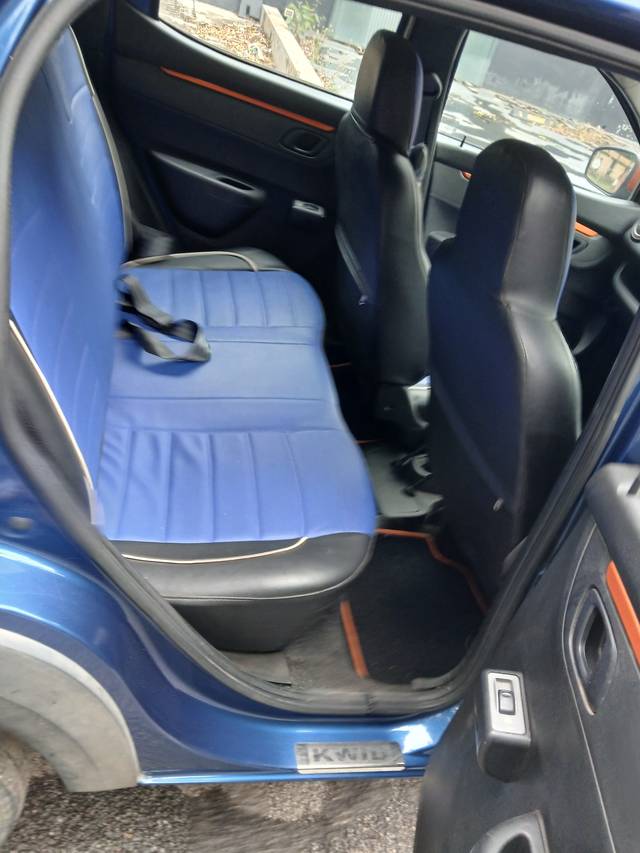 https://images10.gaadi.com/usedcar_image/UP1A.231005.007/original/489af4cb-147a-44e2-91f1-4722e68790ee.jpg?imwidth=6402