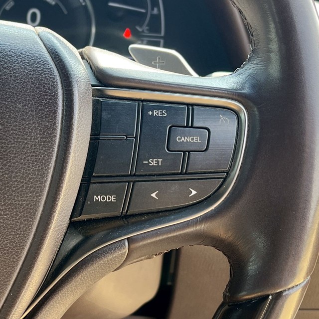 Second-hand 2019 Lexus ES 300h for sale in New Delhi-13