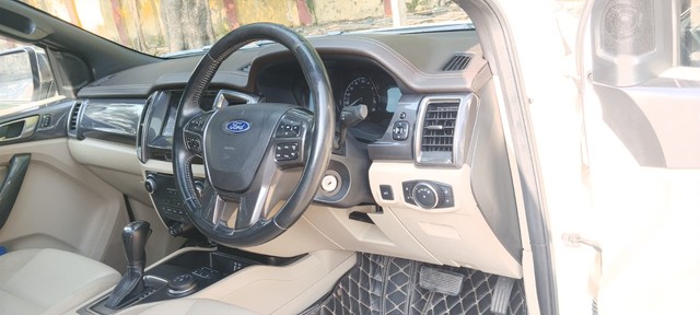 Ford Endeavour 3.2 Titanium AT 4X4 Second-hand 2017 Ford Endeavour 3.2 Titanium AT 4X4 for sale in New Delhi-20