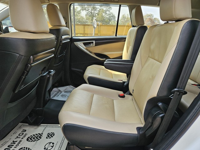 Second-hand 2019 Toyota Innova Crysta 2.8 ZX AT BSIV for sale in Mumbai-9