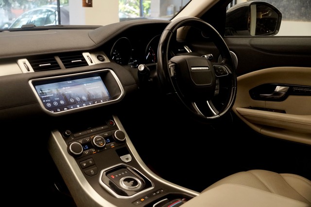 Second-hand 2019 Land Rover Range Rover Evoque 2.0 TD4 HSE for sale in New Delhi-11