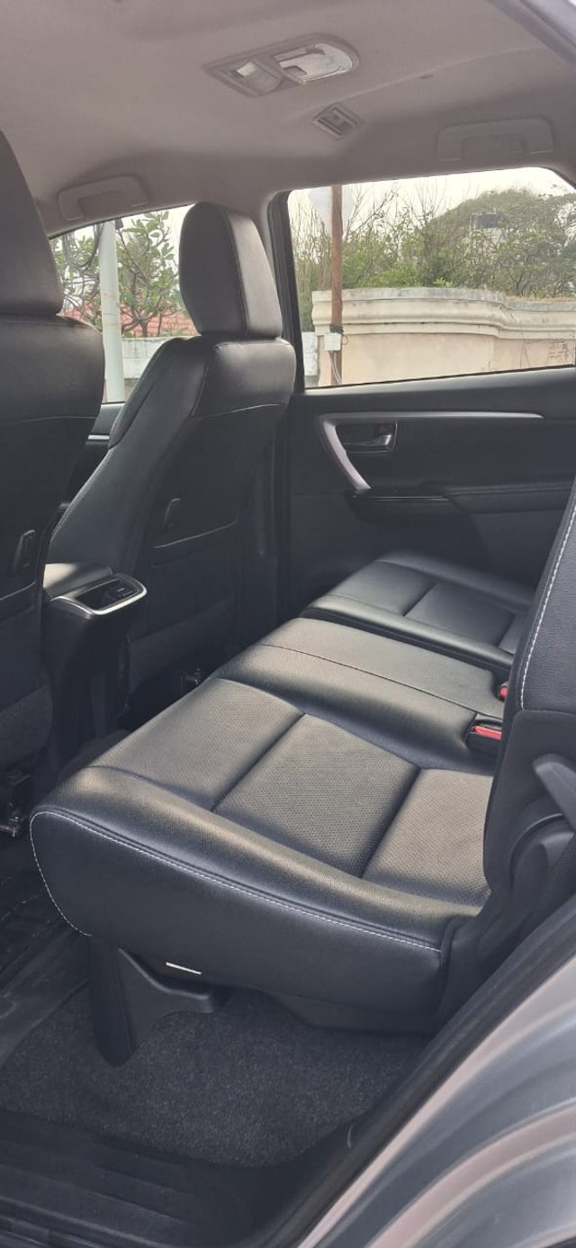 Toyota Fortuner 4X4 Diesel AT BSVI Second-hand 2021 Toyota Fortuner 4X4 Diesel AT BSVI for sale in Chennai-10