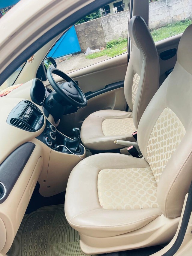 Second-hand 2009 Hyundai i10 Era 1.1 for sale in Karimnagar-5