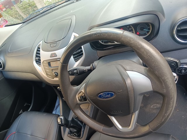 Second-hand 2015 Ford Figo Diesel Titanium for sale in Chennai-12