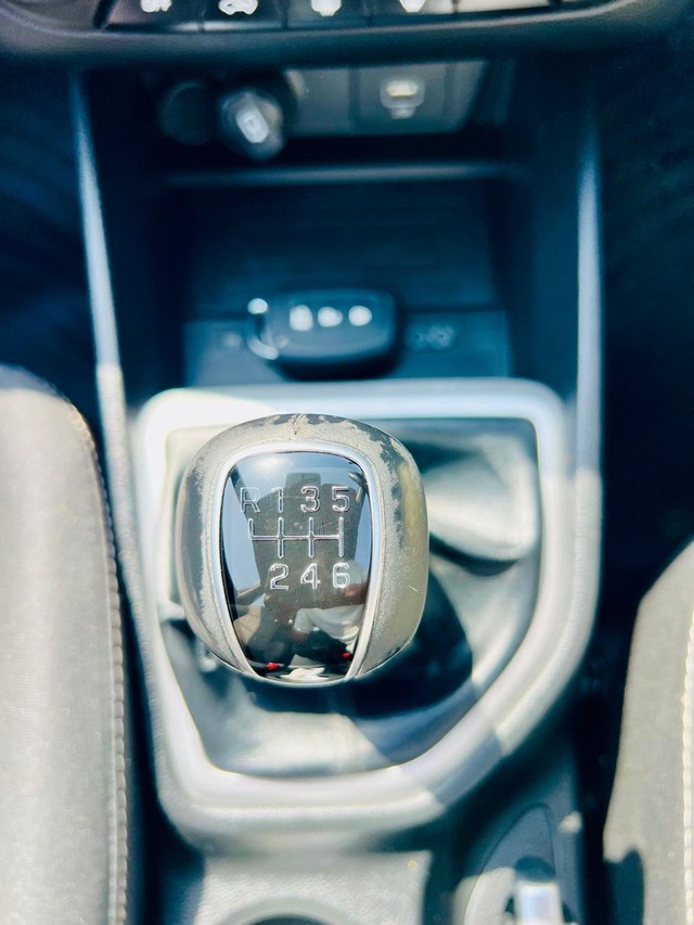 Hyundai Creta 1.6 VTVT SX Plus Second-hand 2019 Hyundai Creta 1.6 VTVT SX Plus for sale in Vadodara-8