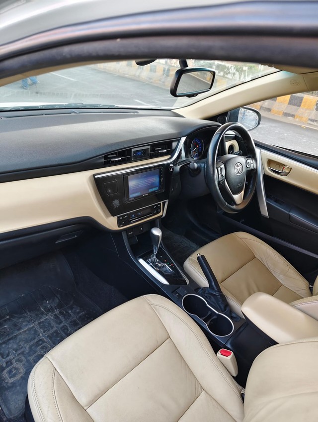Second-hand 2017 Toyota Corolla Altis VL AT for sale in Nagpur-6