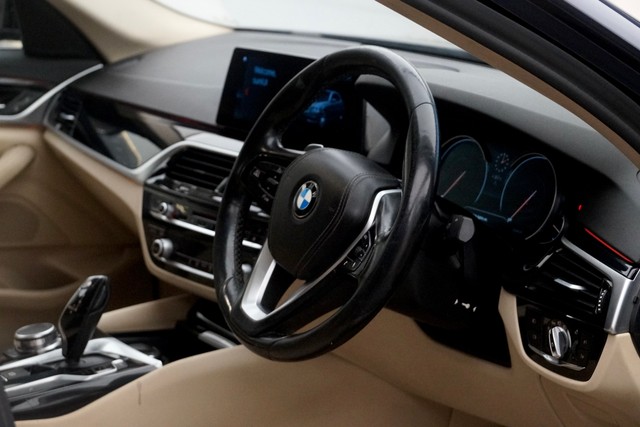 BMW 5 Series 520d Sport Line Second-hand 2018 BMW 5 Series 520d Sport Line for sale in New Delhi-17