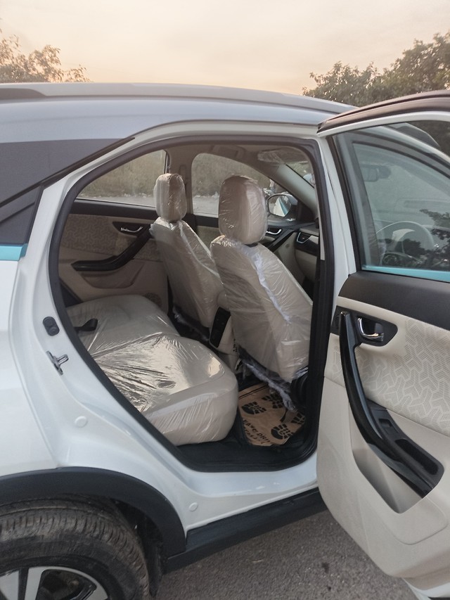 Second-hand 2023 Tata Nexon EV XZ Plus LUX for sale in New Delhi-13