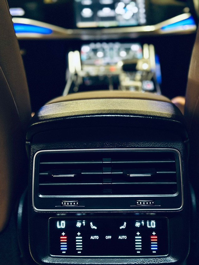 Audi Q8 Celebration Edition BSVI Second-hand 2021 Audi Q8 Celebration Edition BSVI for sale in New Delhi-7