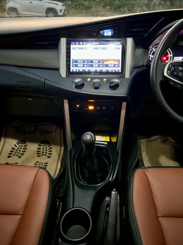 Second-hand 2020 Toyota Innova Crysta 2.4 G MT for sale in New Delhi-14