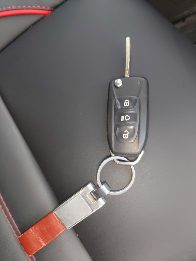 Second-hand 2022 Tata Punch Adventure AMT BSVI for sale in New Delhi-7