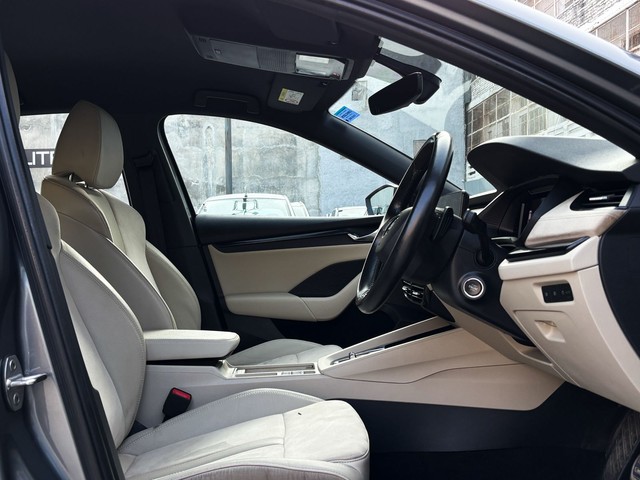 Skoda Octavia Laurin and Klement Second-hand 2022 Skoda Octavia Laurin and Klement for sale in New Delhi-16