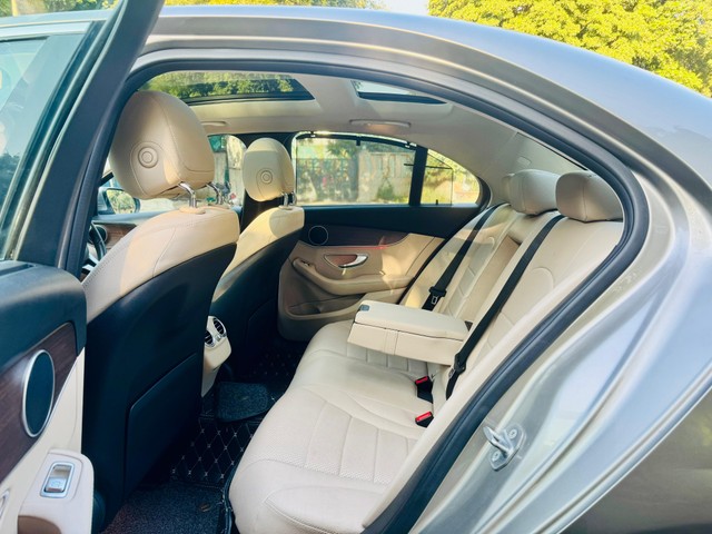 Second-hand 2020 Mercedes-Benz C-Class Progressive C 200 for sale in Gurgaon-6