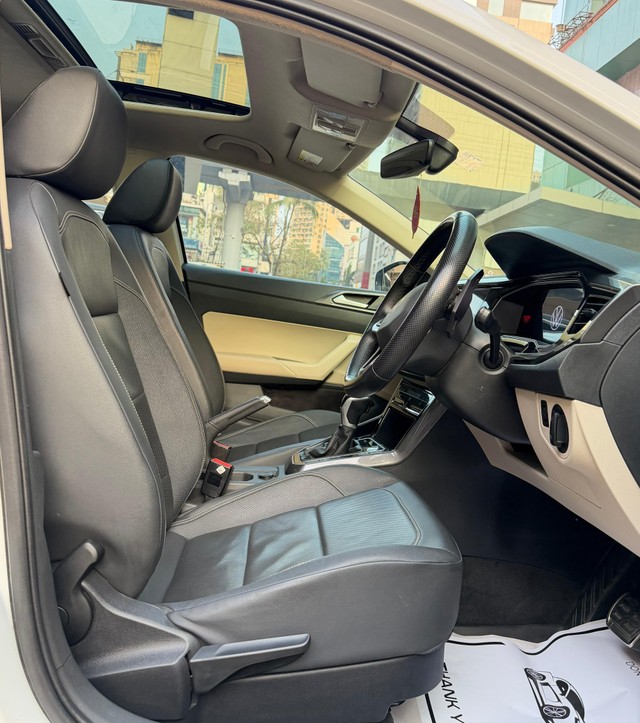 Second-hand 2023 Volkswagen Virtus GT Plus DSG for sale in Mumbai-9