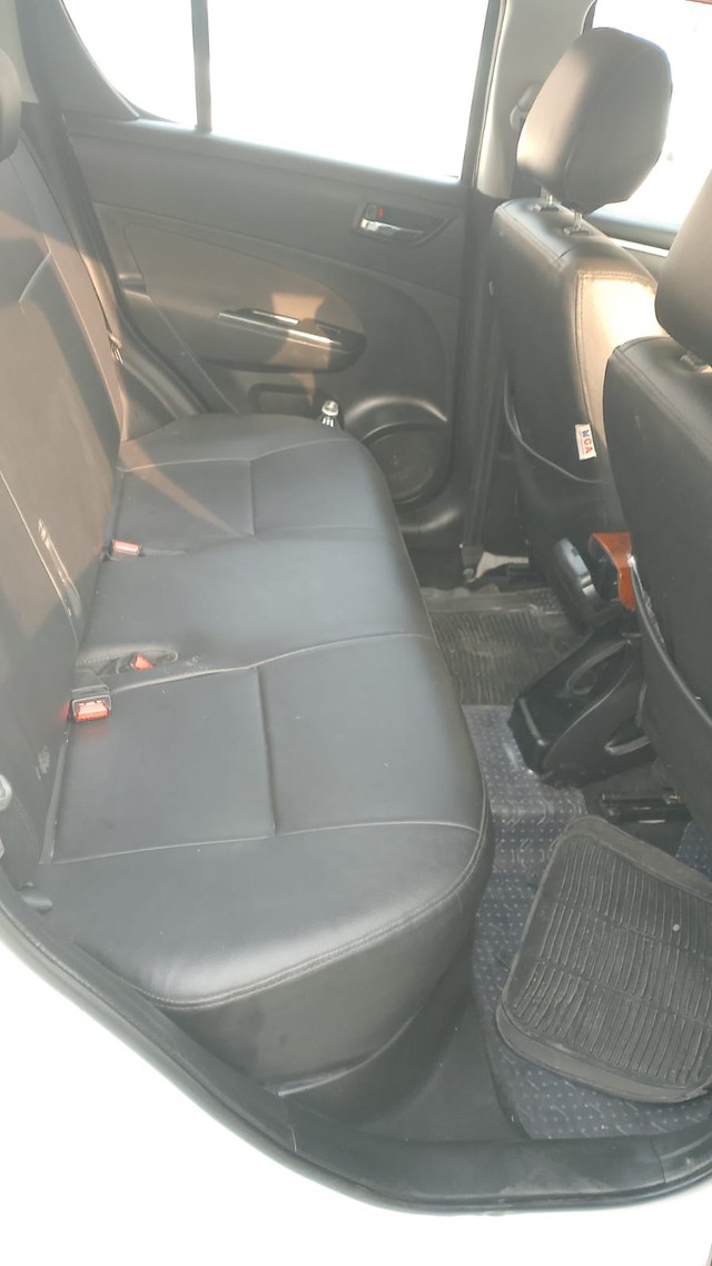 Second-hand 2013 Maruti Swift VXI for sale in Nagpur-6