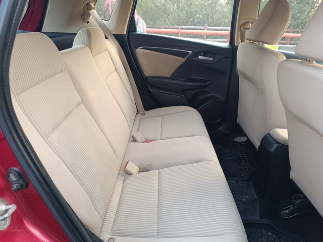 Second-hand 2018 Honda Jazz VX CVT for sale in New Delhi-15