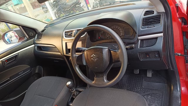 Maruti Suzuki Swift LXI Option Second-hand 2016 Maruti Suzuki Swift LXI Option for sale in Chennai-14