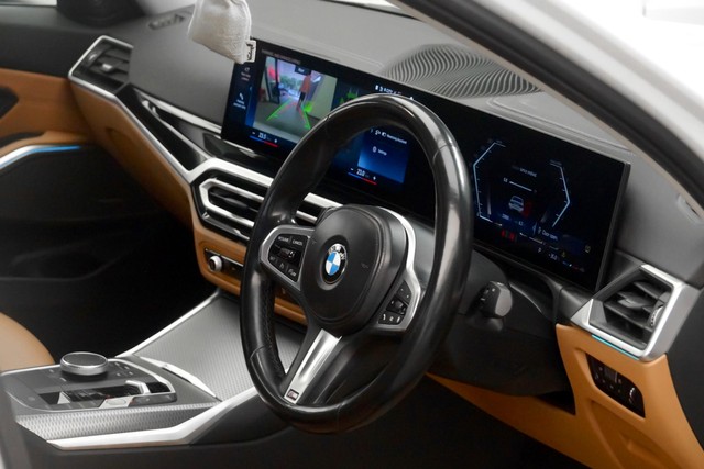 Second-hand 2023 BMW 3 Series Long Wheelbase 320Ld M Sport GL for sale in New Delhi-16