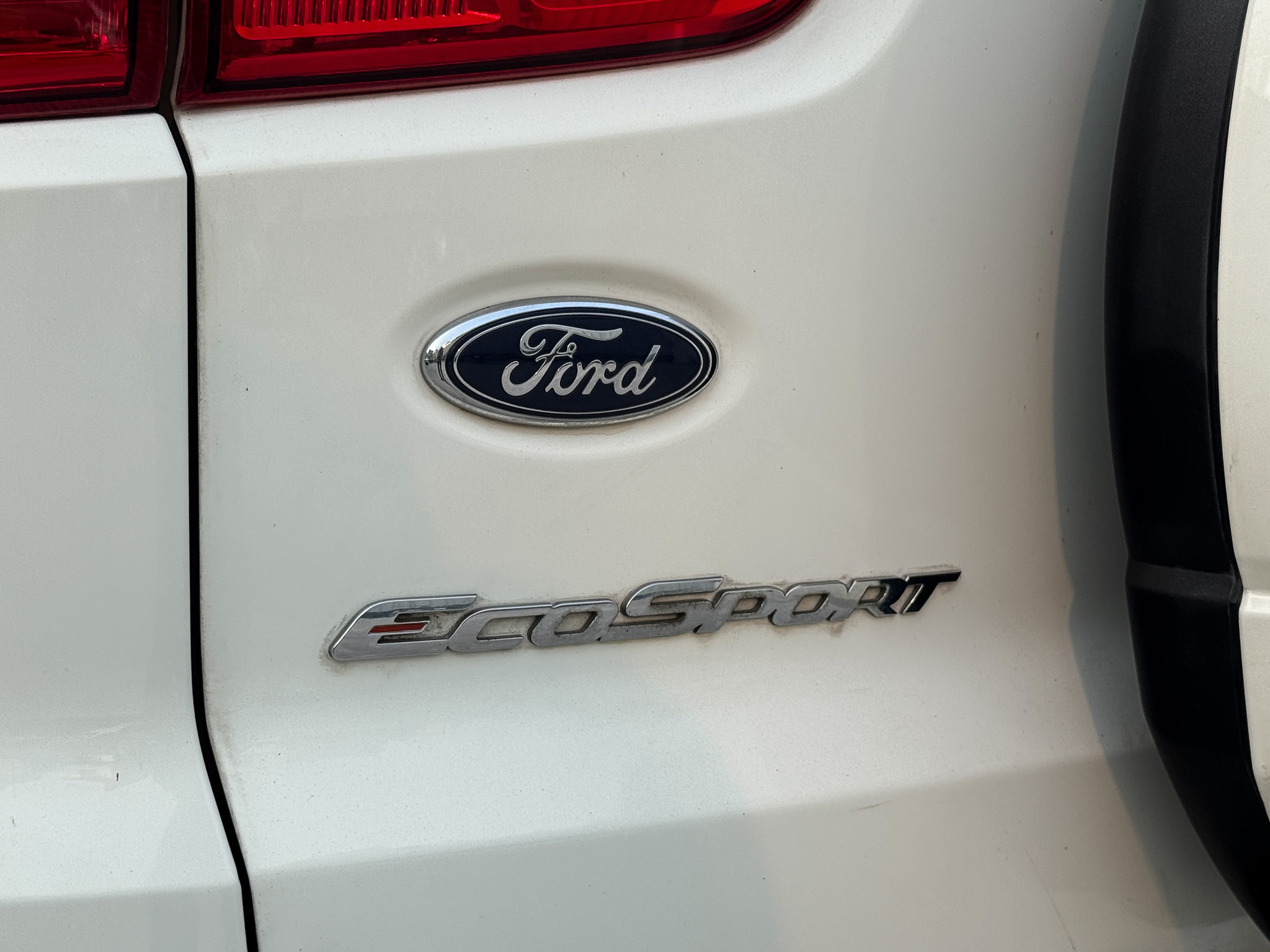Buy Used Ford Ecosport 1.5 Petrol Titanium Plus AT of 2021 model @ 8 ...