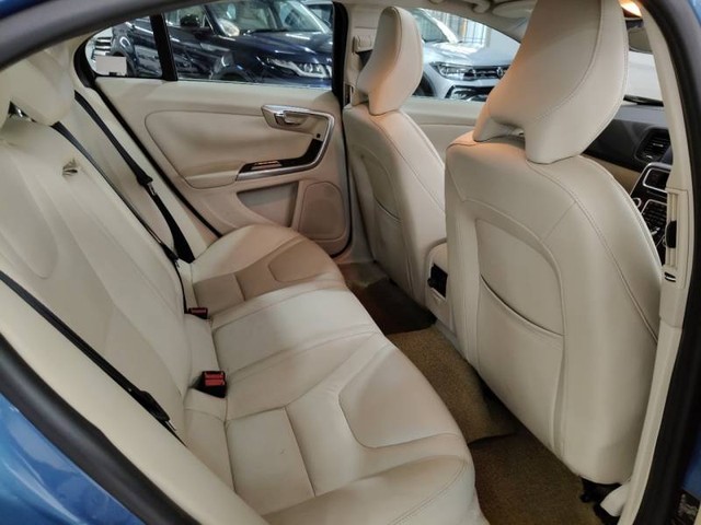 Second-hand 2016 Volvo S60 D4 KINETIC for sale in Bangalore-5