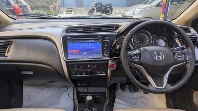 Second-hand 2017 Honda City i VTEC VX for sale in Chennai-13