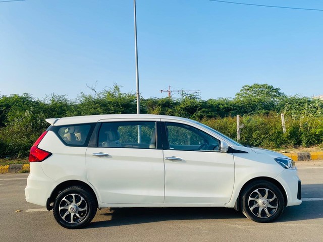 Maruti Ertiga VXI CNG Second-hand 2022 Maruti Ertiga VXI CNG for sale in Ahmedabad-1