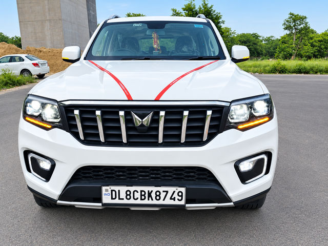 Mahindra Scorpio N Z8 सलेक्ट AT Second-hand 2025 Mahindra Scorpio N Z8 सलेक्ट AT for sale in New Delhi