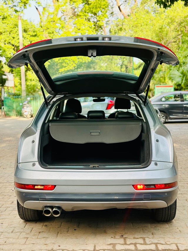 Second-hand 2018 Audi Q3 30 TDI Premium FWD for sale in New Delhi-8