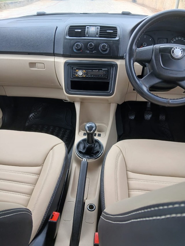 Second-hand 2011 Skoda Fabia 1.2 MPI Ambiente Petrol for sale in Chennai-13