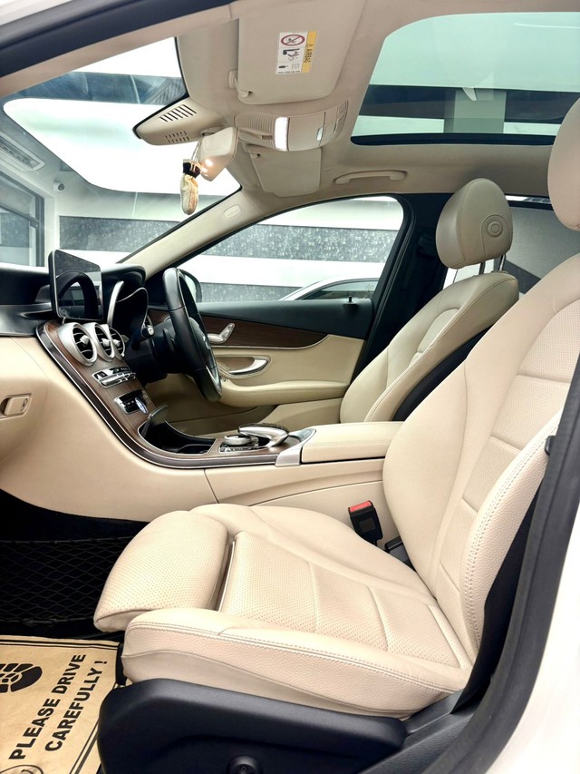 Second-hand 2019 Mercedes-Benz C-Class Progressive C 220d for sale in New Delhi-11