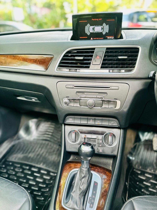 Second-hand 2018 Audi Q3 30 TDI Premium FWD for sale in New Delhi-12