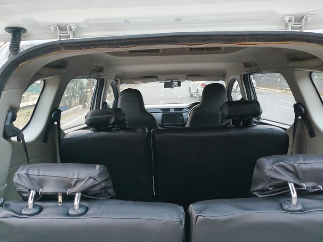 Second-hand 2021 Renault Triber RXT BSVI for sale in Noida-4