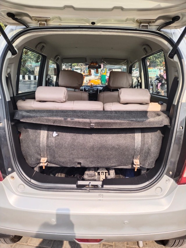 Second-hand 2015 Maruti Wagon R VXI BS IV for sale in Vadodara-6