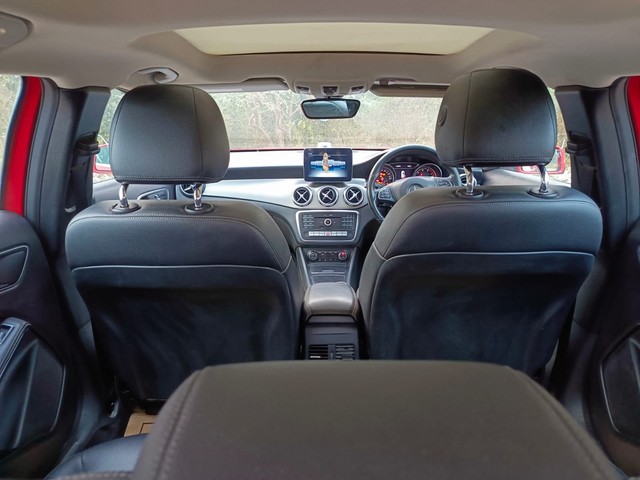 Second-hand 2019 Mercedes-Benz GLA Class 200 Sport for sale in New Delhi-6