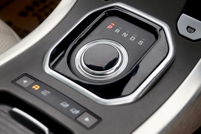 Second-hand 2019 Land Rover Range Rover Evoque 2.0 TD4 HSE for sale in New Delhi-9