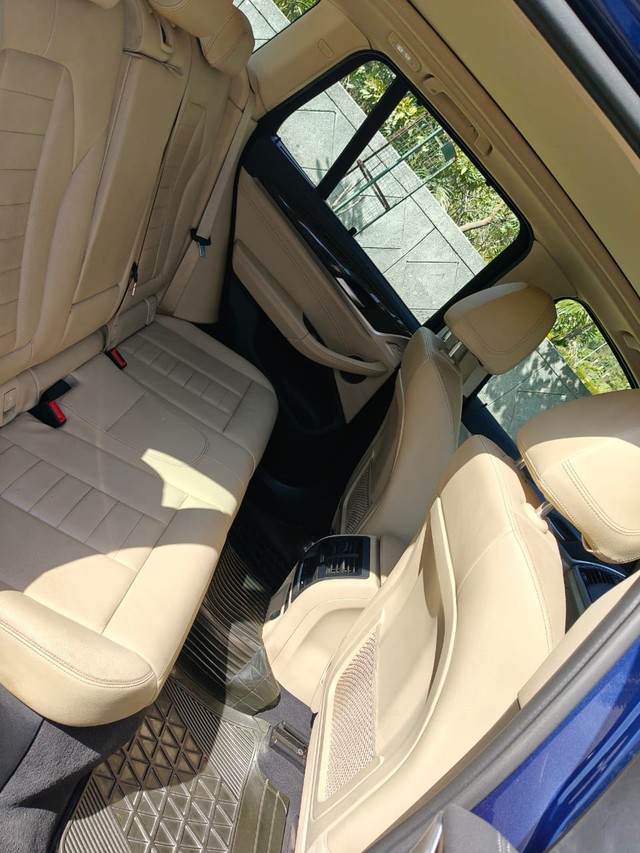 Second-hand 2018 BMW X3 xDrive 20d Luxury Line for sale in Noida-12