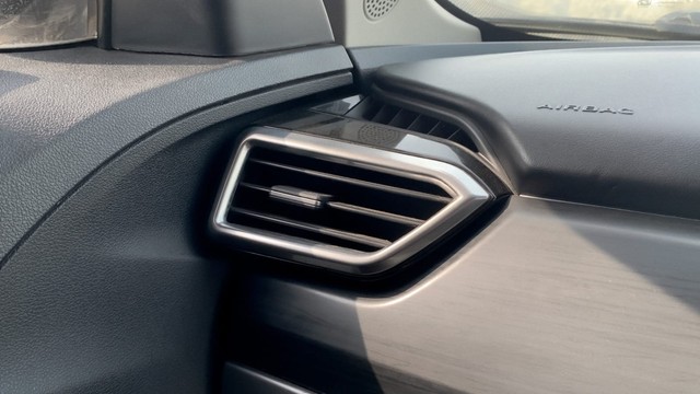 Second-hand 2022 Tata Safari XT Plus BSVI for sale in New Delhi-20