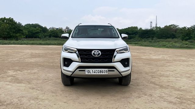 Toyota Fortuner 4X2 Diesel AT Second-hand 2023 Toyota Fortuner 4X2 Diesel AT for sale in New Delhi