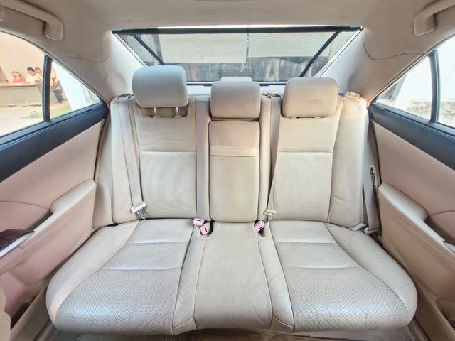 Second-hand 2014 Toyota Camry Hybrid for sale in Mumbai-7