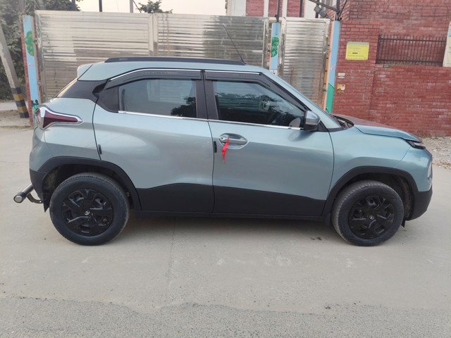 Second-hand 2022 Tata Punch Adventure AMT BSVI for sale in New Delhi-1