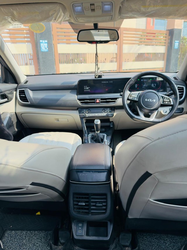 Second-hand 2023 Kia Seltos HTX Diesel for sale in Kanpur-6