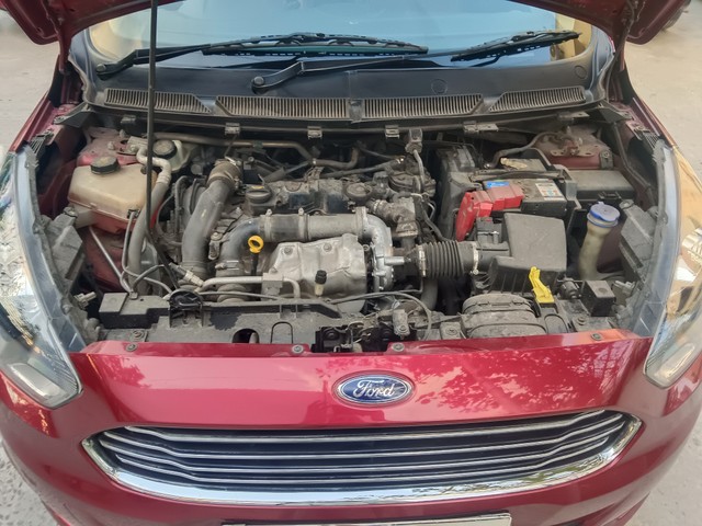 Second-hand 2015 Ford Figo Diesel Titanium for sale in Chennai-5