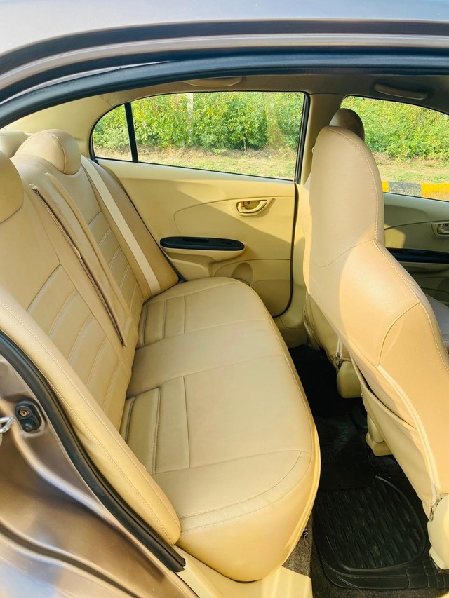 Second-hand 2015 Honda Amaze S i-Dtech for sale in Ahmedabad-12