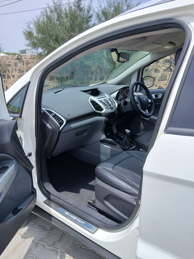 Second-hand 2014 Ford Ecosport 1.5 DV5 MT Ambiente for sale in Chennai-4