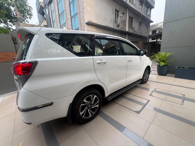 Toyota Innova Crysta 2.4 G 7 STR Second-hand 2022 Toyota Innova Crysta 2.4 G 7 STR for sale in New Delhi