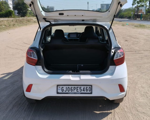 Second-hand 2021 Hyundai Grand i10 Nios Sportz for sale in Vadodara-12